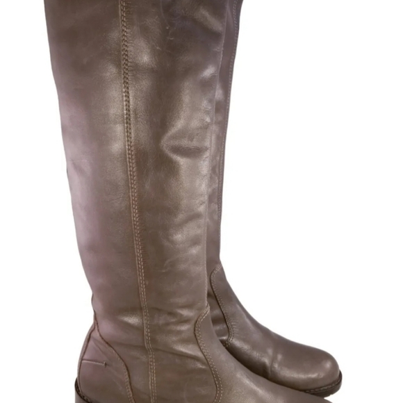 Donald pliner riding equestrian - Picture 6 of 8